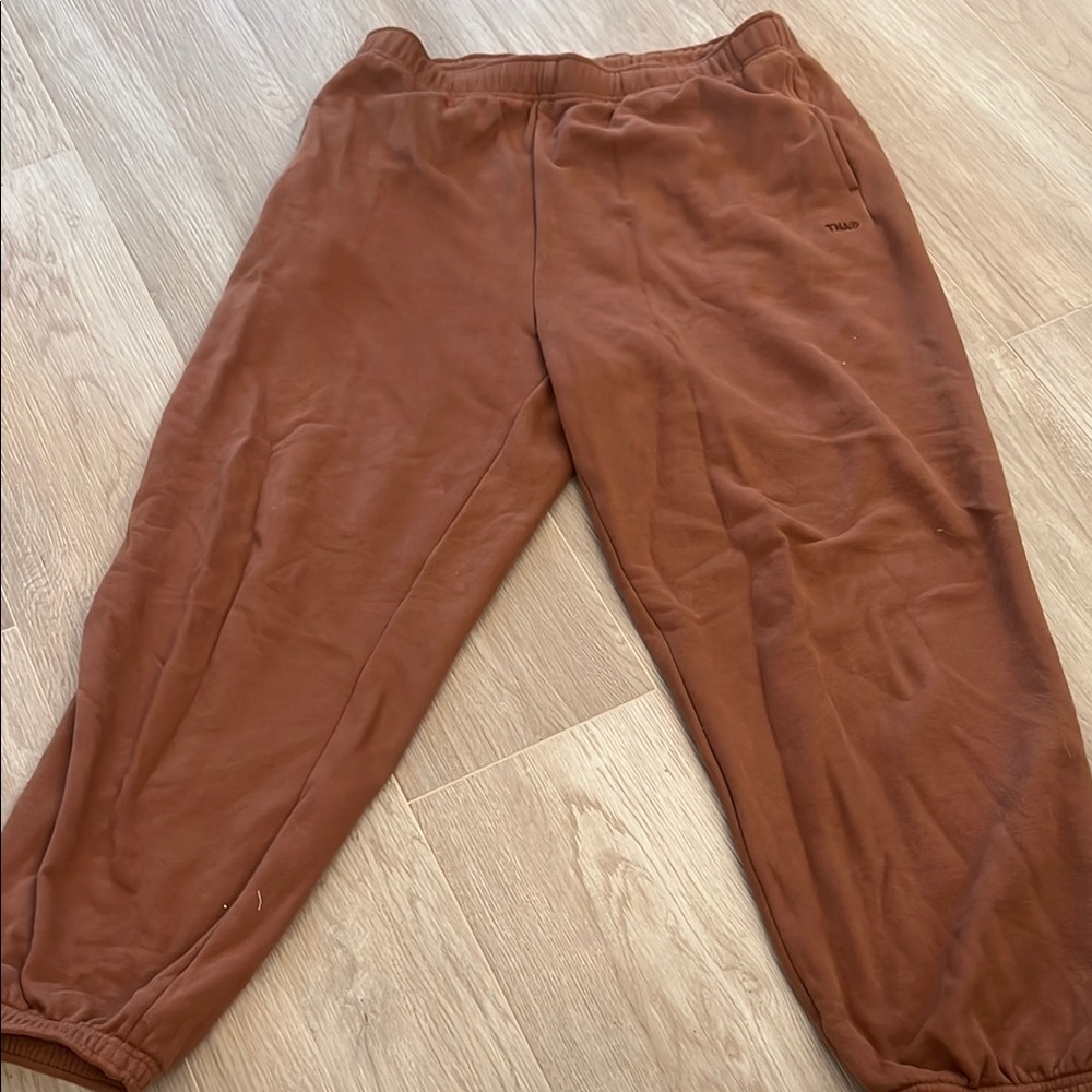 Aritzia Brown Joggers Relaxed Fit Elastic Waistband